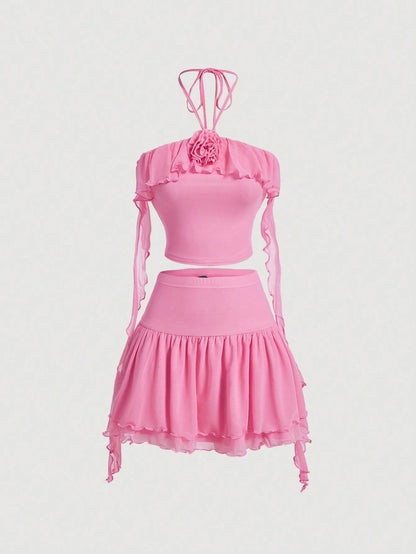 SHEIN MOD Juego De 2 Piezas Para Mujer, Parte Superior De Tanque De Cuello Halter Con Adornos Florales Y Falda Con Borde De Volantes
