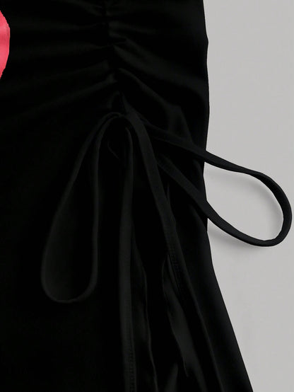 SHEIN MOD Top bandeau ajustado con estampado floral asimétrico, apropiado para el verano, vacaciones, elegante, estampado de flores de hibisco, estampado de Hawai