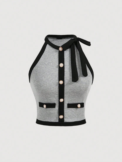 SHEIN MOD Top sin mangas de cuello redondo para mujer con decoración de botones y lazo en blanco y negro, estilo patchwork, perfecto para una cita nocturna