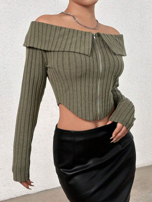 SHEIN EZwear Camiseta Corta Con Hombros Descubiertos Y Cierre Frontal De Cremallera