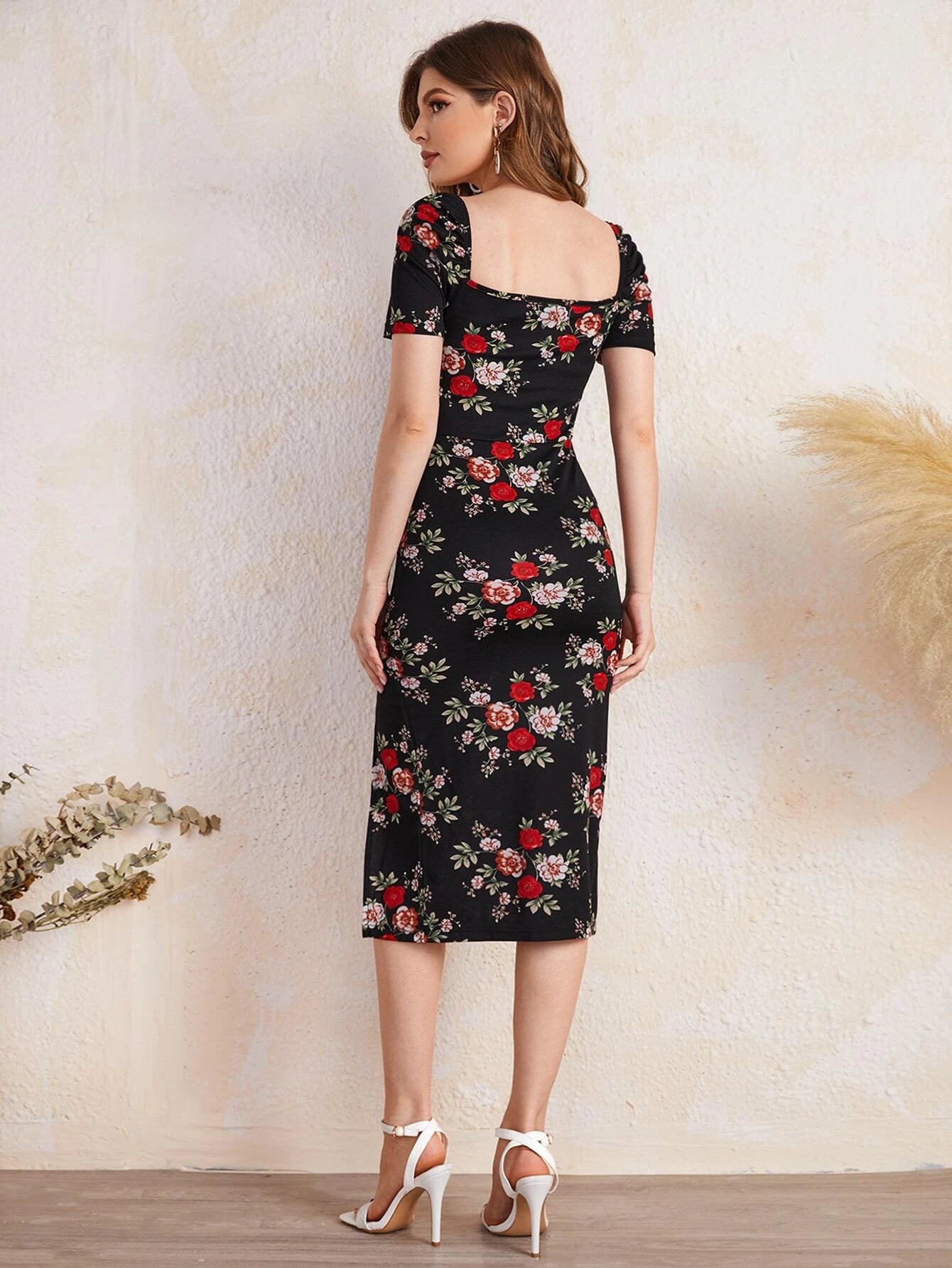 SHEIN Modely Vestido con estampado floral de muslo con abertura
