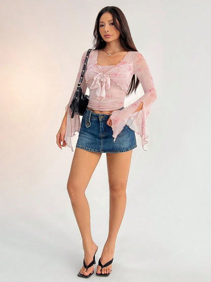 SHEIN PETITE Camiseta de manga acampanada con estampado floral y lazo delantero, transparente, para mujeres