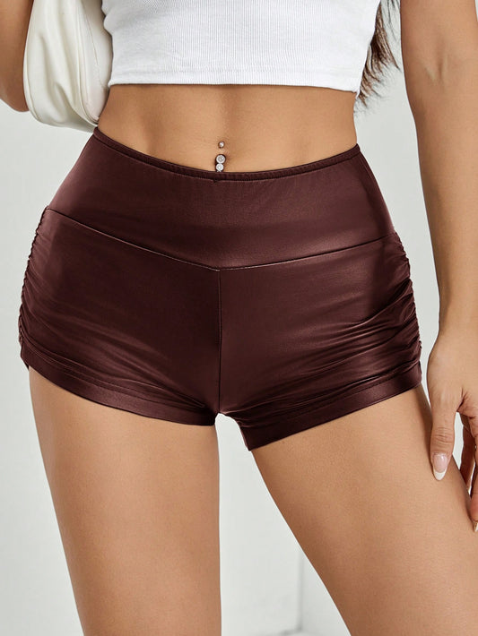 SHEIN PETITE Mujeres Leggings cortos de unicolor plisados de piel de imitación negra