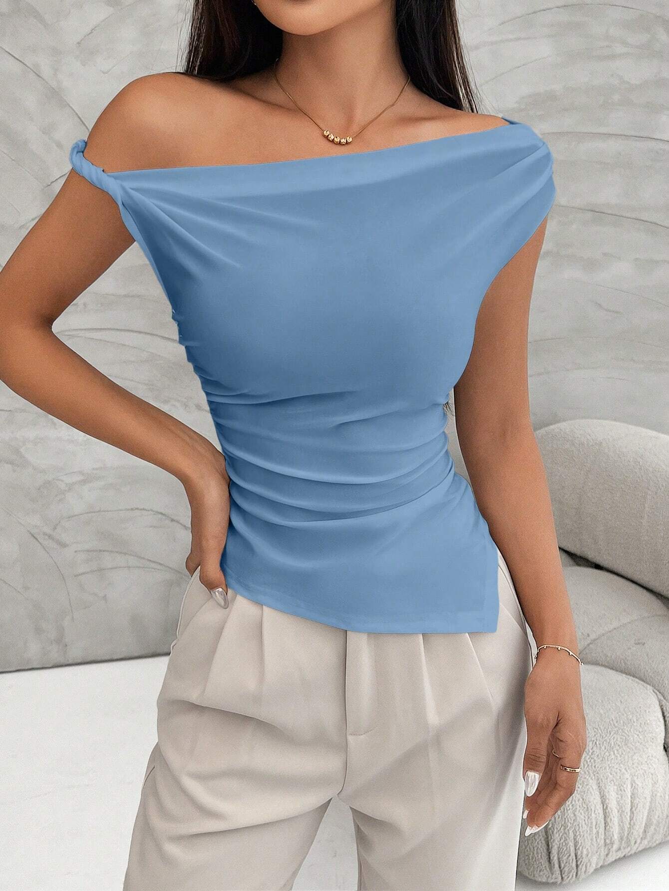 SHEIN Privé Camiseta de verano casual para mujer con dobladillo fruncido asimétrico