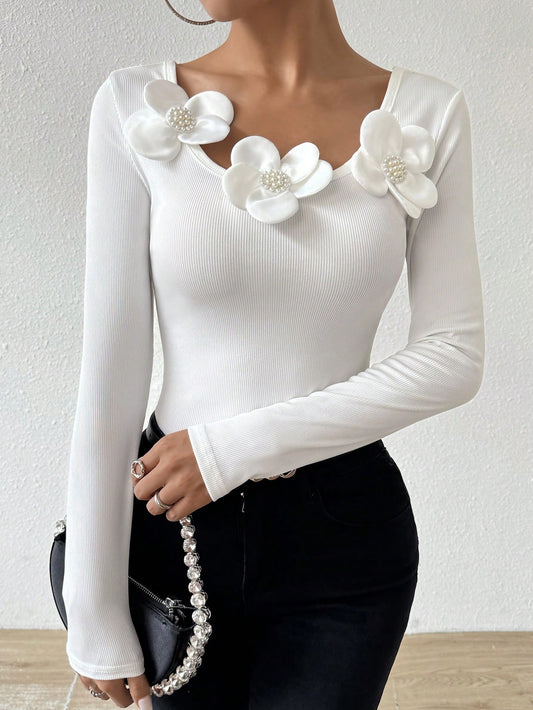SHEIN Privé Camiseta de manga larga de ajuste ceñido con cuello redondo y parche floral para mujer, otoño/invierno, camiseta acanalada