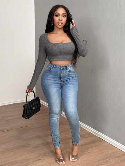SHEIN SXY Camiseta de manga larga con cuello redondo grande tejida a rayas con textura gris para mujeres en otoño