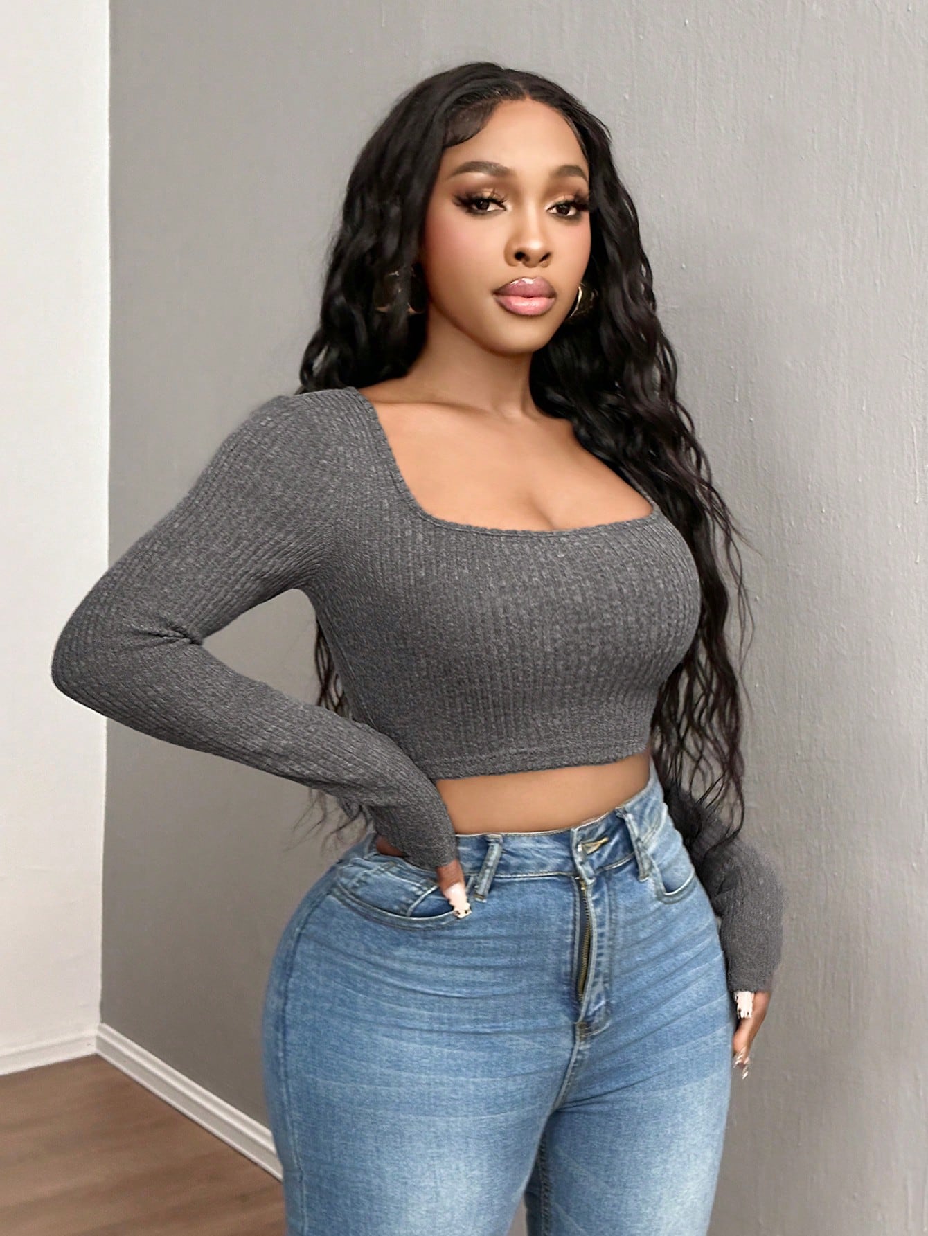 SHEIN SXY Camiseta de manga larga con cuello redondo grande tejida a rayas con textura gris para mujeres en otoño