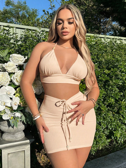 SHEIN SXY Top halter sin espalda con lazo y falda ajustada al frente fruncida - conjunto