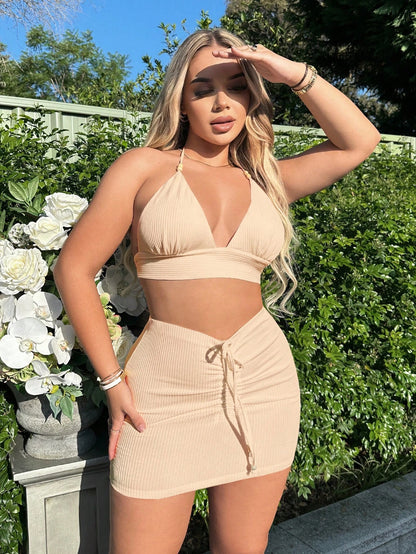 SHEIN SXY Top halter sin espalda con lazo y falda ajustada al frente fruncida - conjunto