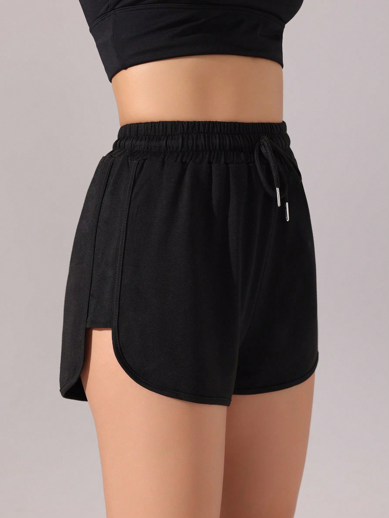 SHEIN Sport Slayoga Pantalones cortos deportivos negros básicos con cordón en la cintura para mujer