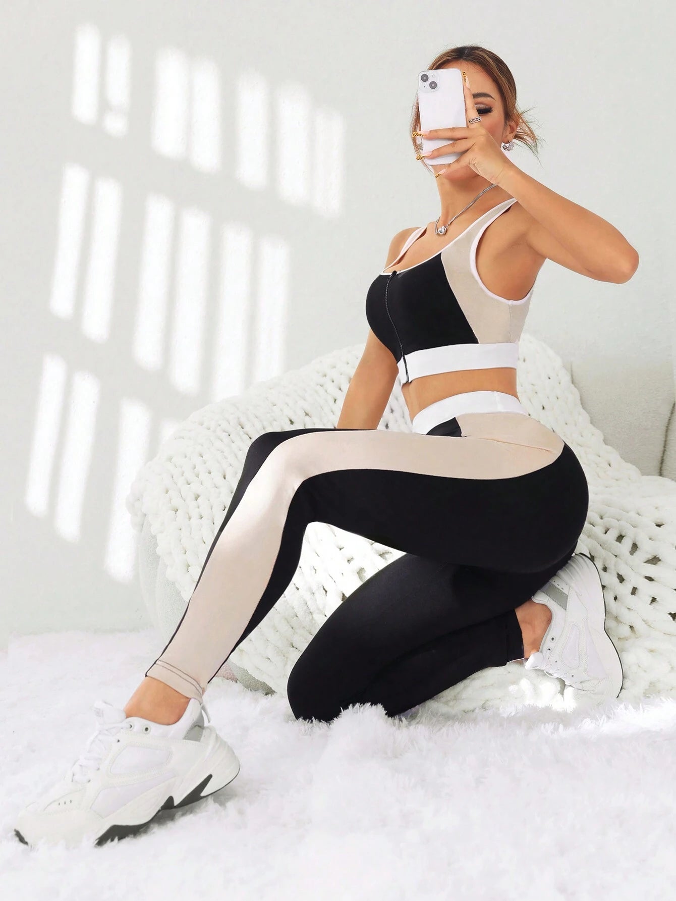 SHEIN Sport Studio Conjunto deportivo informal y sencillo de color contrastante para mujer