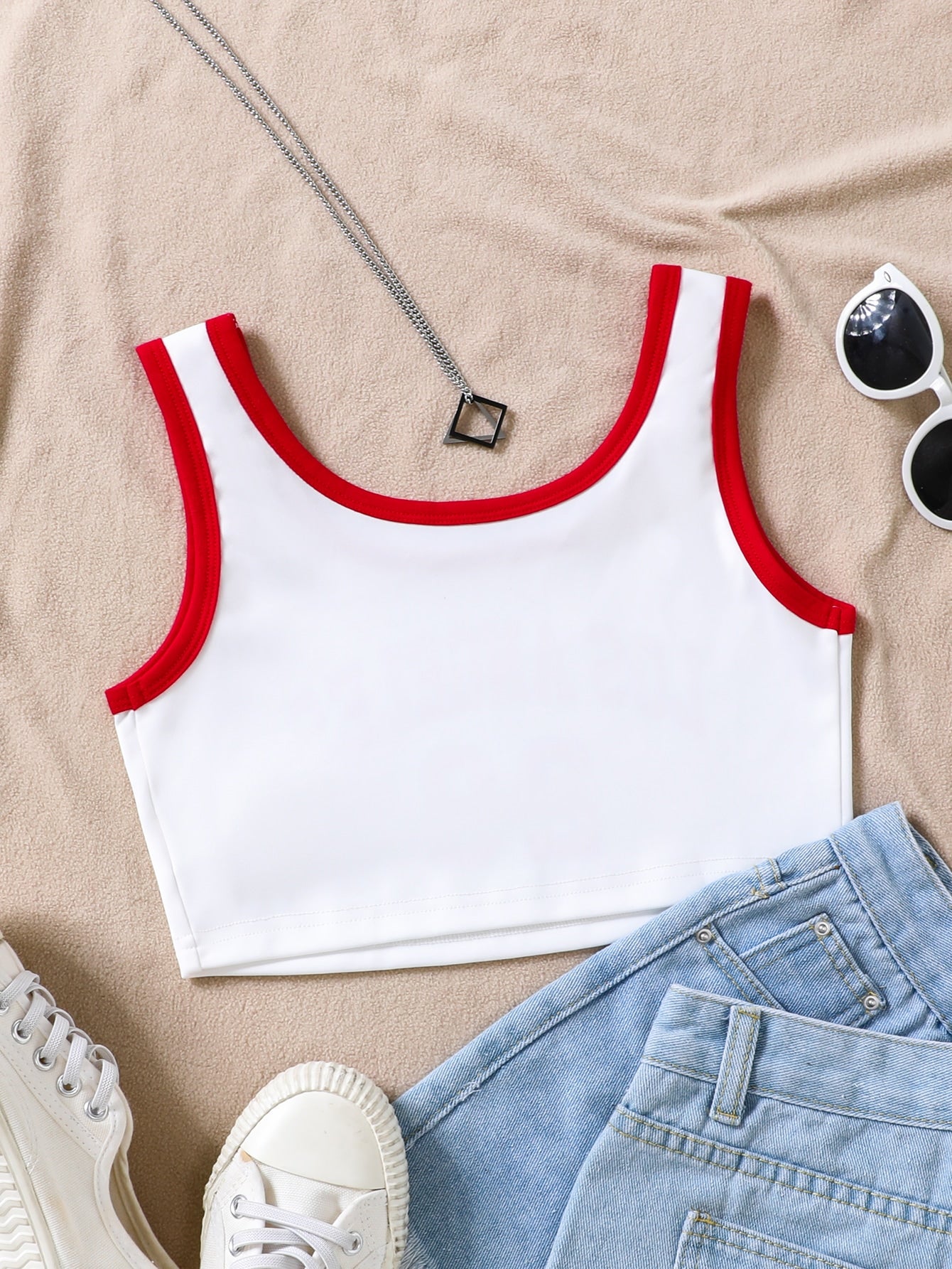 SHEIN Streecool Kids Chicas Top tank crop con estampado de letra unido en contraste