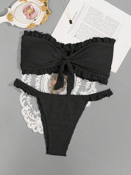 SHEIN Swim Conjunto de bikini sin tirantes y solido de verano con ribete de volantes para mujeres en la playa