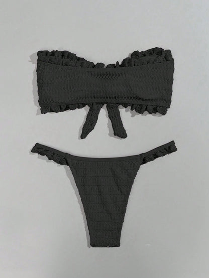 SHEIN Swim Conjunto de bikini sin tirantes y solido de verano con ribete de volantes para mujeres en la playa