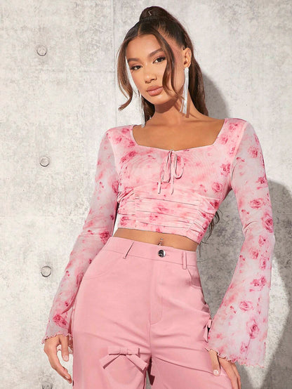 SHEIN Tall Top Corto Con Mangas Acampanadas