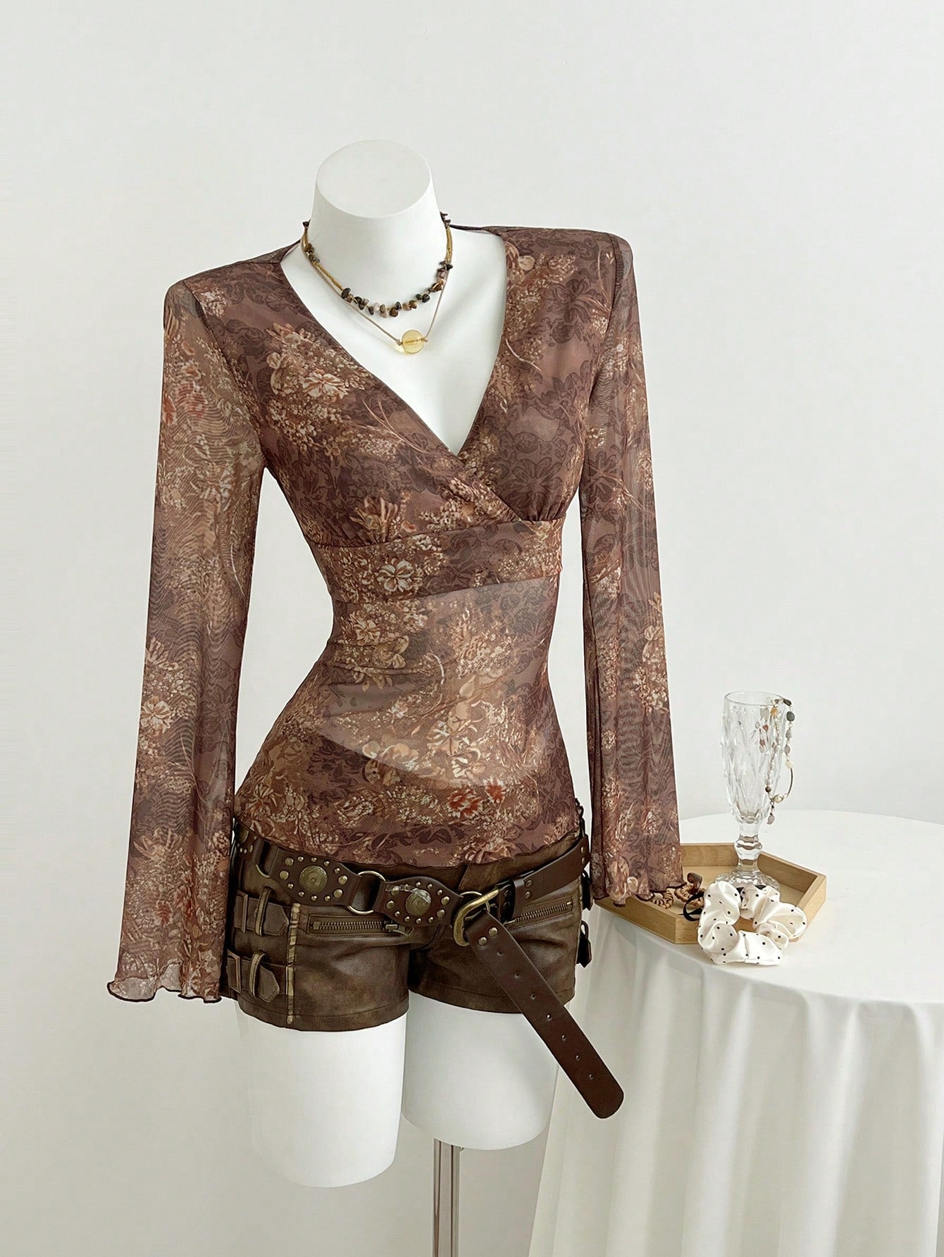 Elamini Camiseta de manga larga con cuello en V, ajustada y con estampado de encaje transparente y de malla, para mujer, para primavera/otoño
