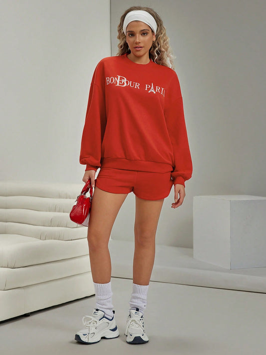 SHEIN VARSITIE 2 piezas Conjunto casual de top de manga larga con cuello redondo y estampado de letra, y shorts para mujer