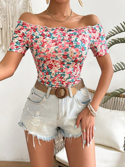 SHEIN VCAY Camiseta de verano para mujer de ajuste delgado con patrón floral y hombros descubiertos