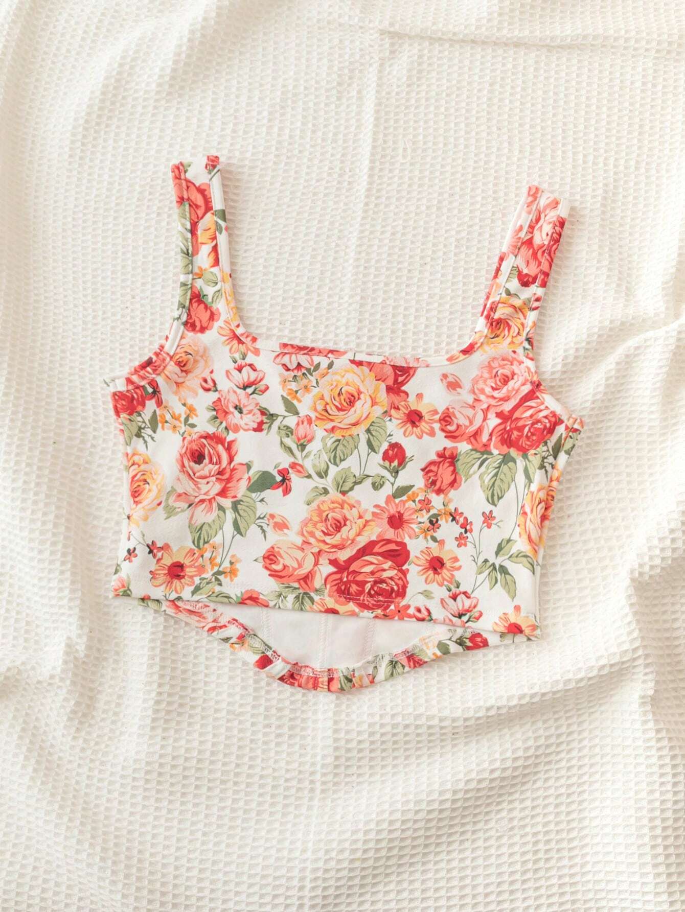 SHEIN VCAY Top De Tanque De Vacaciones Con Dobladillo Asimétrico Y Estampado Floral