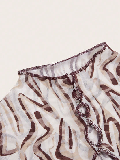 SHEIN X KeniaOs SHEIN ICON Camiseta corta asimétrica con estampado de mármol y abertura