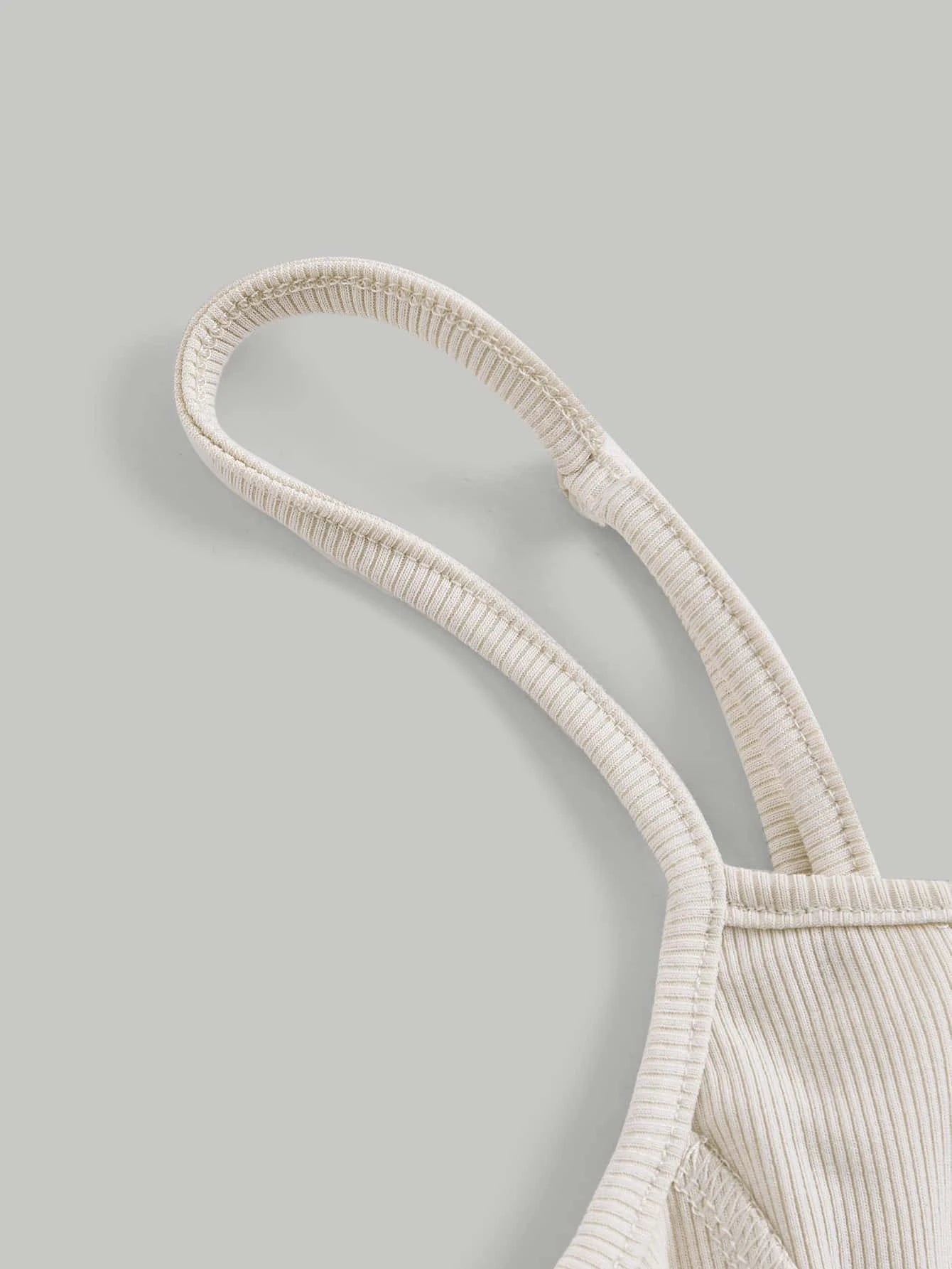 SHEIN x Marika Sila SHEIN MOD Top de tirantes crop unicolor