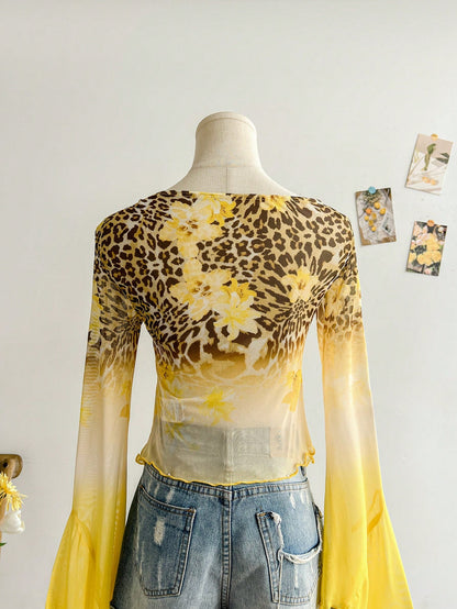 Soleia Blusa de escote en V asimétrico con hombro abierto, con volantes, de punto de malla con estampado de leopardo y flores, para vacaciones