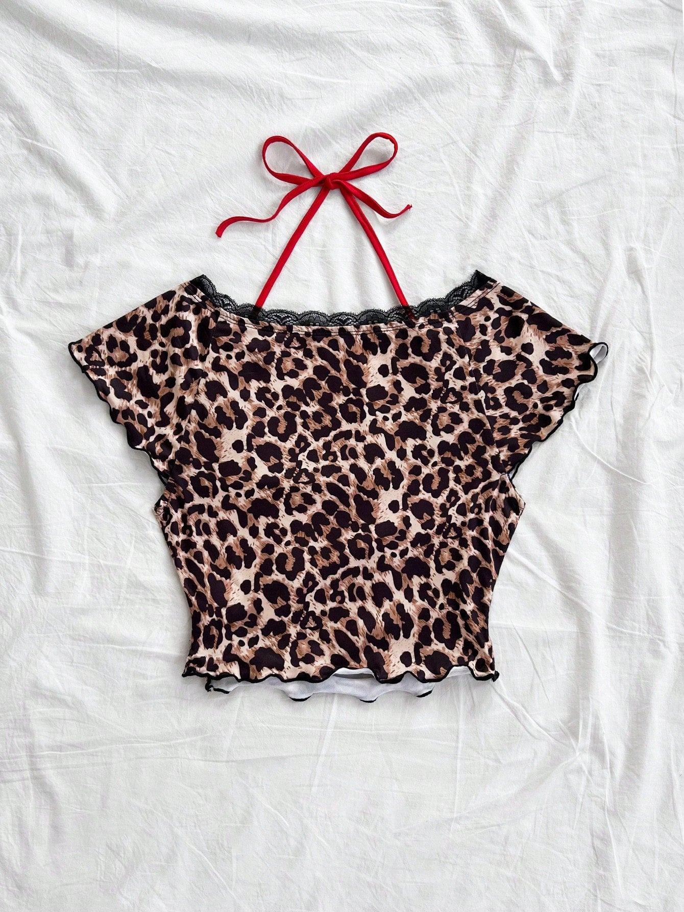 Soleia Camiseta ajustada de manga corta con cuello en V con volantes, lazo en el cuello y bloqueo de color con estampado de leopardo retro para mujer, ropa de mujer para Navidad