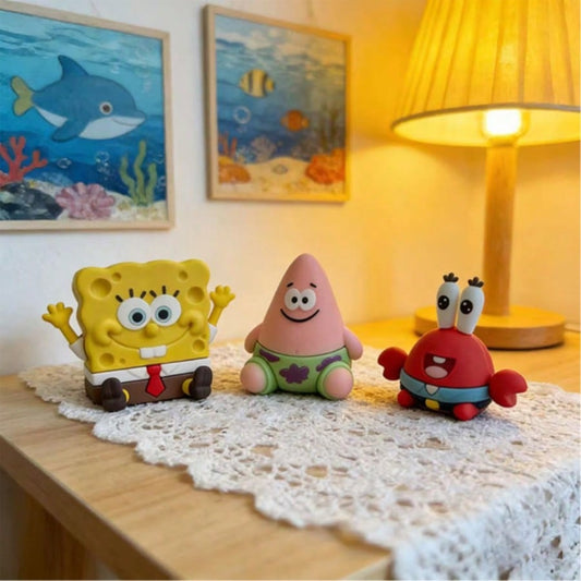 SPONGEBOB 1 pieza/3 piezas Figuras de la serie Bob Esponja, figuras de personajes altamente detalladas, tamaño pequeño (5,5-6 cm), calidad sólida, se pueden usar como decoración del tablero de instrumentos del automóvil,