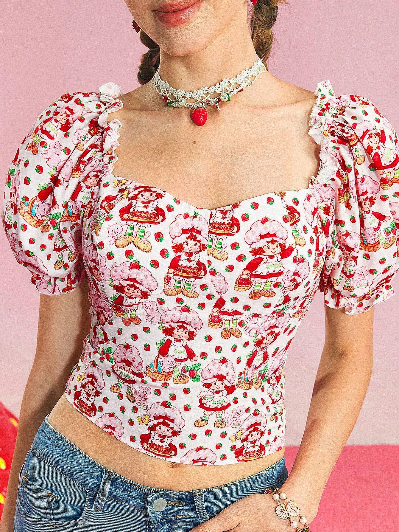 Strawberry Shortcake X SHEIN Blusa de manga corta con cuello de corazón y gráfico de dibujos animados, para verano