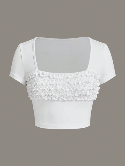 Sweetina Camiseta de manga corta ajustada blanca con detalle de fruncido alrededor del cuello, atuendos de verano casuales con estilo Y2K