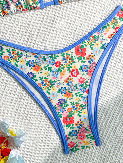 Sweetra Conjunto de bikini rosa con estampado floral diminuto para mujer