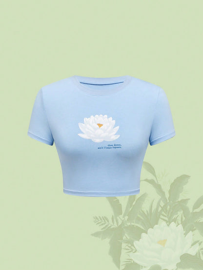 The White Lotus Camiseta de manga corta de cuello redondo ajustada con estampado floral para mujer