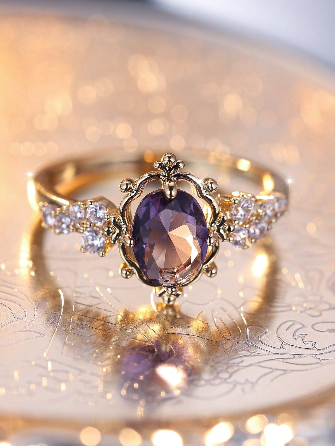 Vanel 1 Pieza Anillo Ornamentado De Estilo Elegante Y Antiguo, Con Borde Ovalado Y Decoraciones De Circonia Cúbica, Adecuado Para Fiestas Y Banquetes De Mujeres