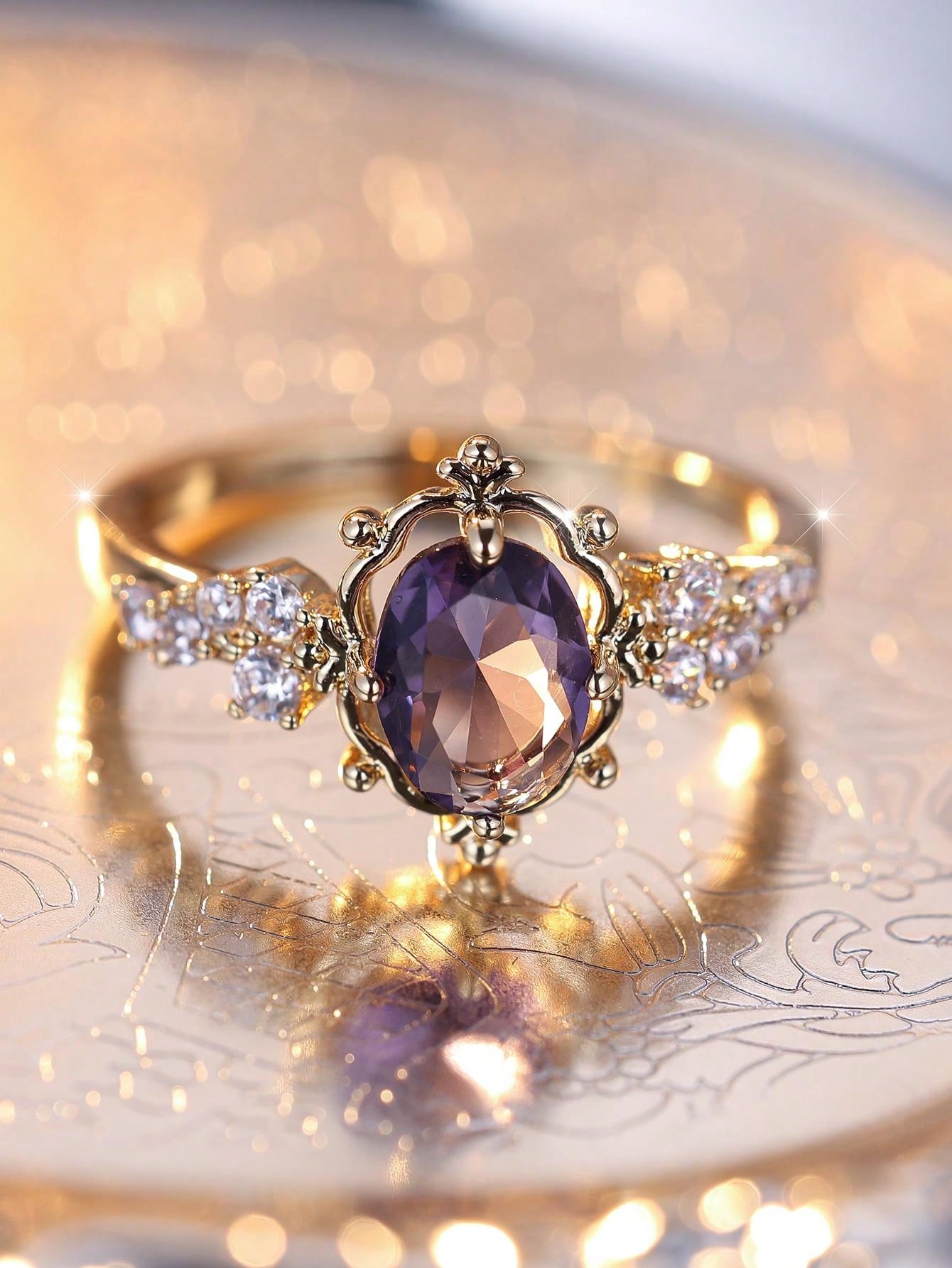 Vanel 1 Pieza Anillo Ornamentado De Estilo Elegante Y Antiguo, Con Borde Ovalado Y Decoraciones De Circonia Cúbica, Adecuado Para Fiestas Y Banquetes De Mujeres