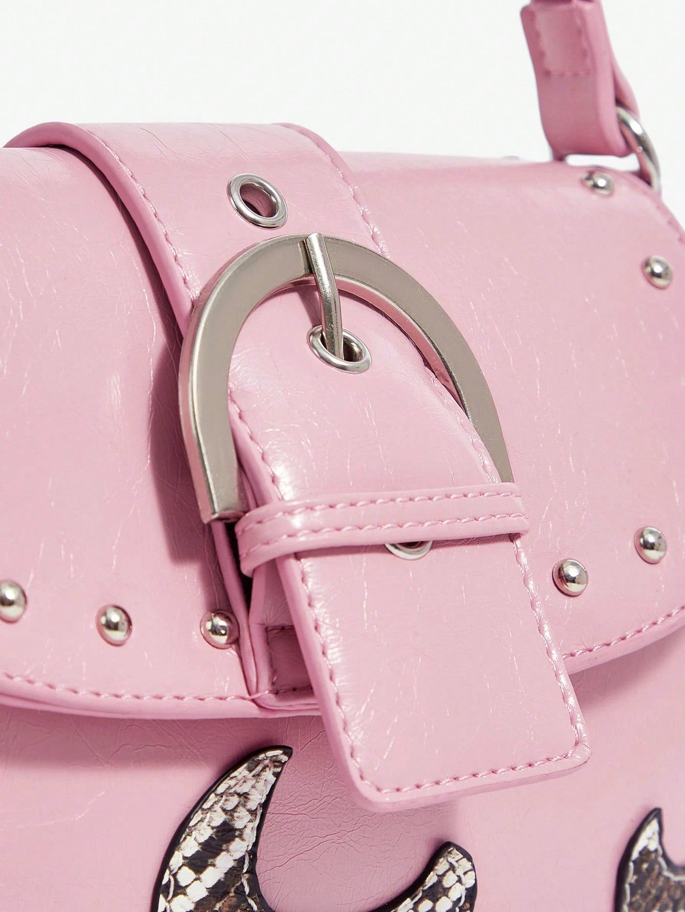 Viva Strut Bolso de hombro casual de mujer con estampado de serpiente, unicolor, parches y decoración de metal